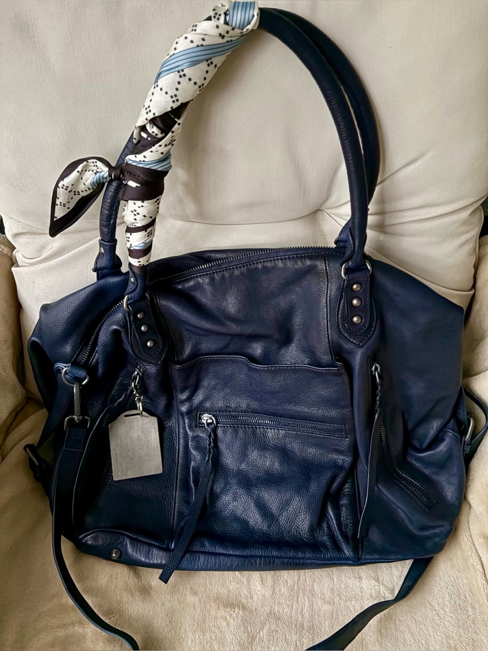 We The Free Emerson Tote in Dark Rinse- Navy Blue! 🔥free people